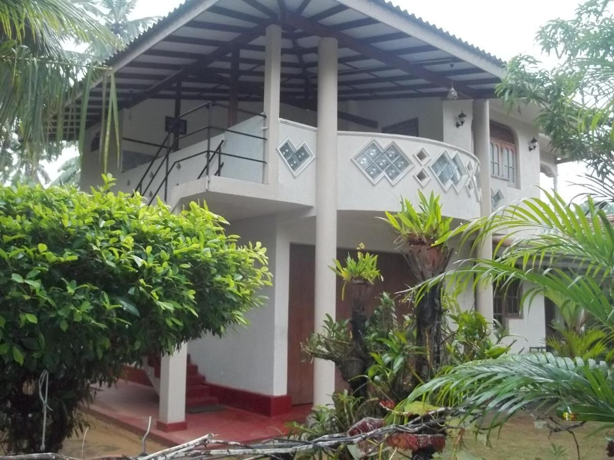 קלוטארה Anura Home Stay מראה חיצוני תמונה