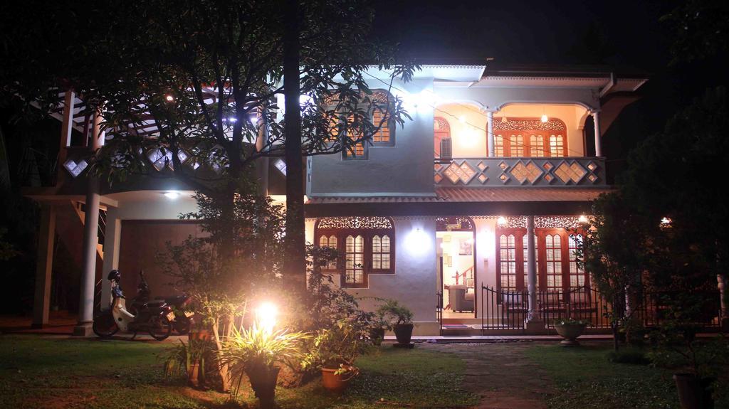 קלוטארה Anura Home Stay מראה חיצוני תמונה