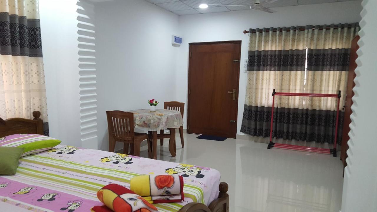 קלוטארה Anura Home Stay מראה חיצוני תמונה